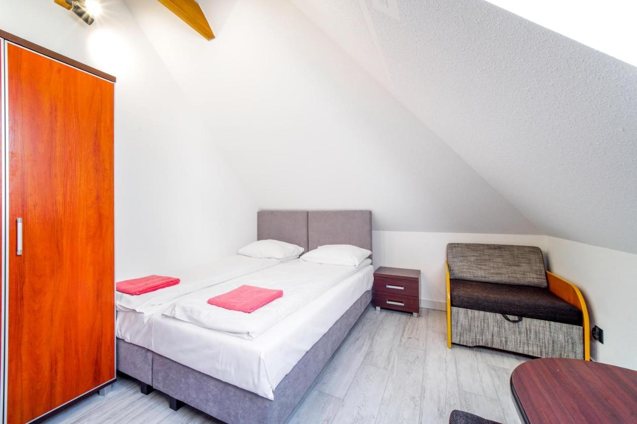 Dobre Smaki Apartaments Chill And Food サルビノボ エクステリア 写真